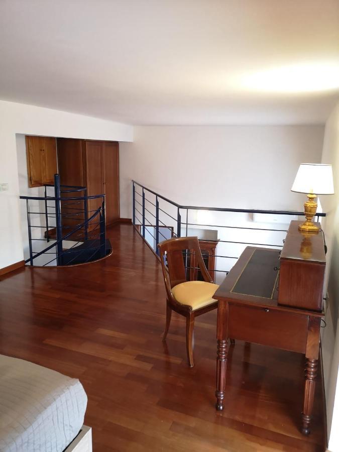 Marina Apartment City Centre Cagliari Bagian luar foto