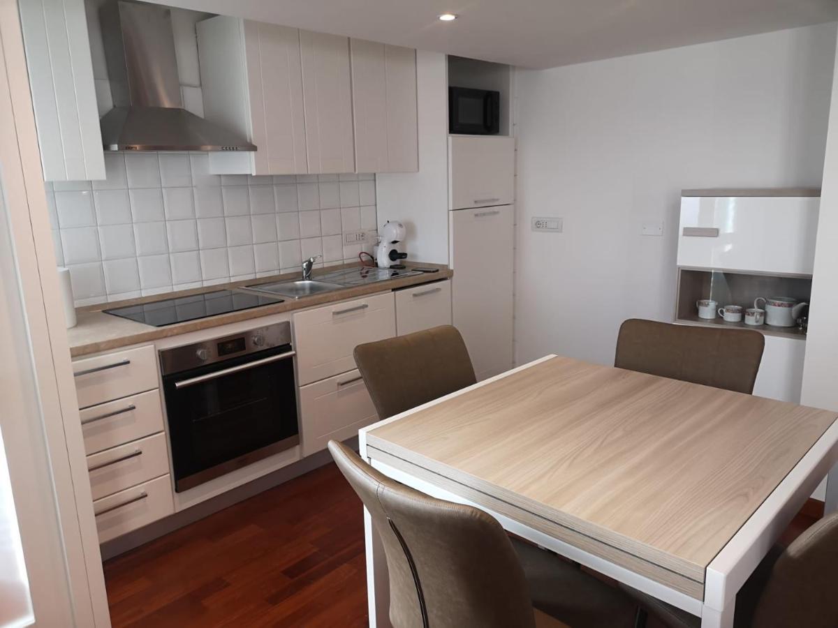 Marina Apartment City Centre Cagliari Bagian luar foto