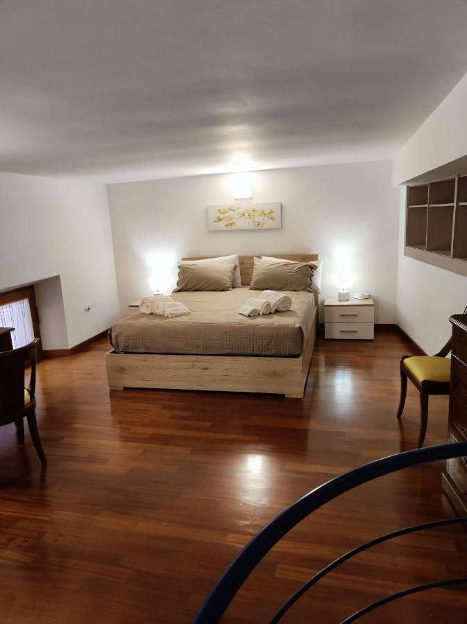 Marina Apartment City Centre Cagliari Bagian luar foto