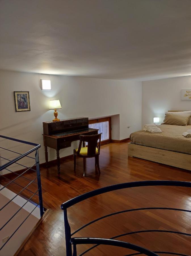 Marina Apartment City Centre Cagliari Bagian luar foto